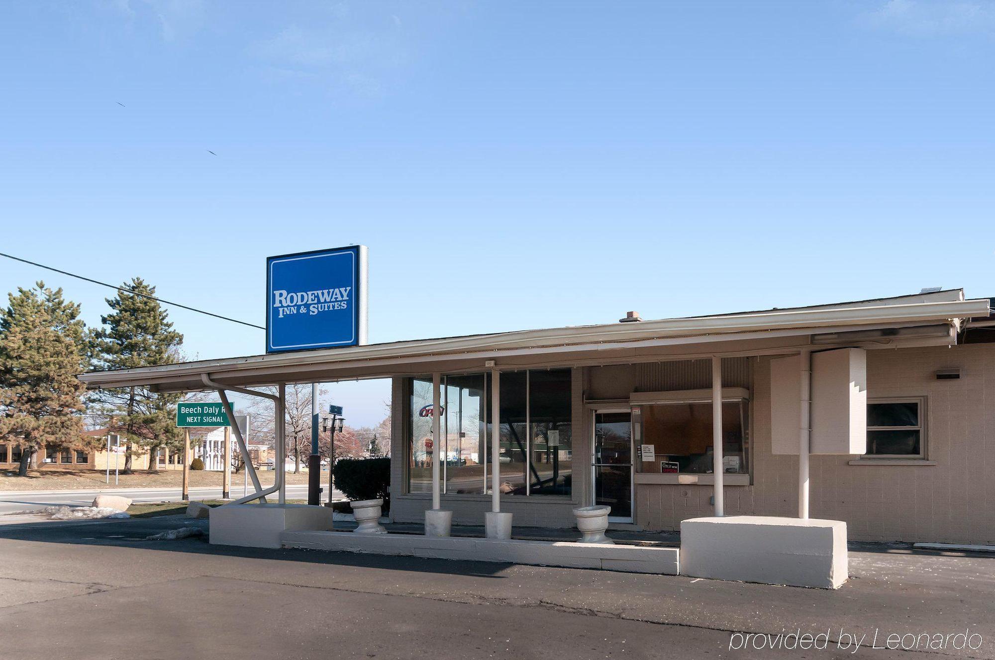 Rodeway Inn & Suites Inkster Exterior photo