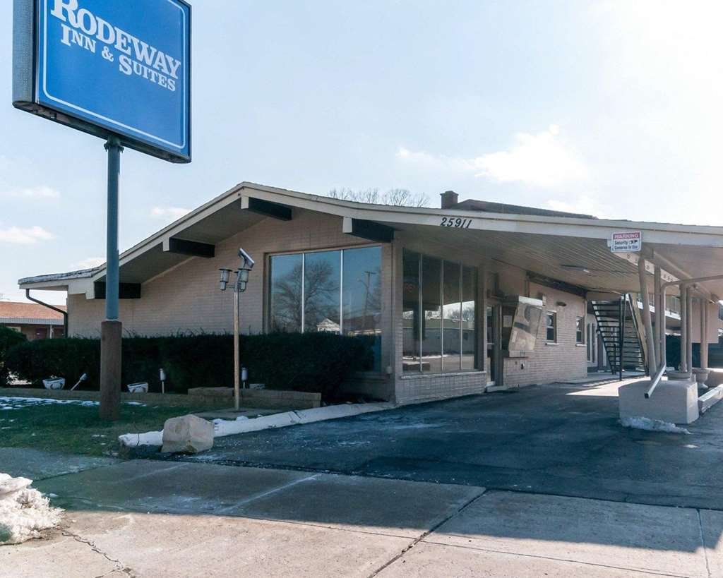 Rodeway Inn & Suites Inkster Exterior photo